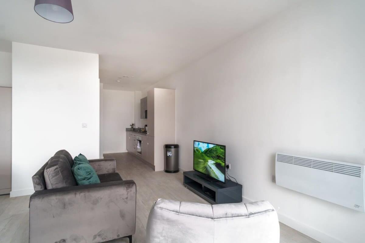 Modern Studio Apartment In Salford Great Views Manchester Luaran gambar